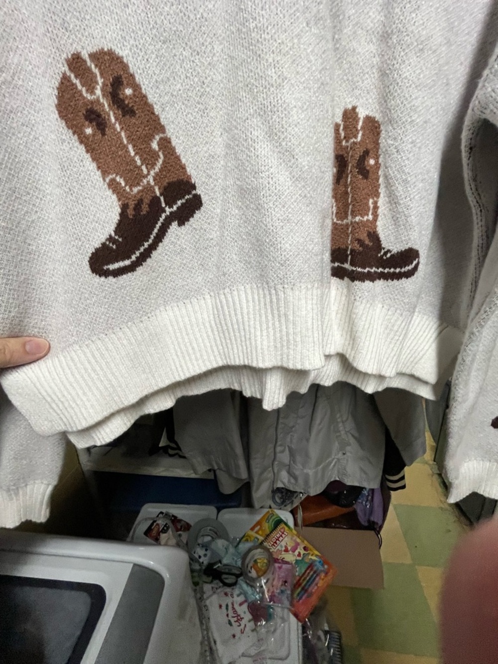 Womens Cowboy Boot Pattern Knit Sweater - White/Brown Size Large NWT - Picture 4 of 8
